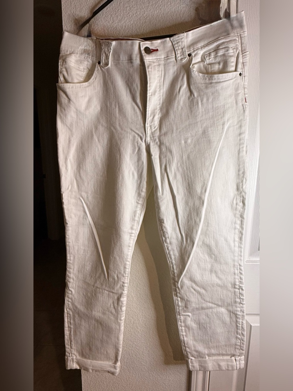 Tommy Hilfiger Off-White Cropped Ankle Jeans